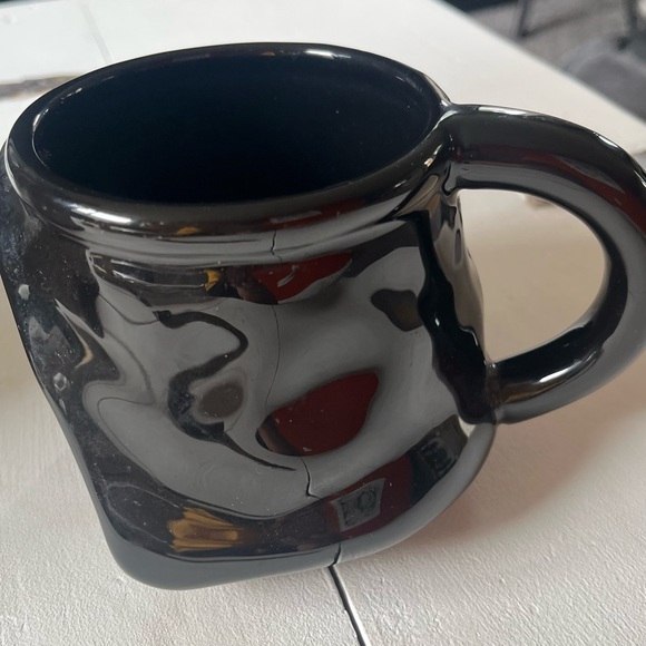 Star Wars Kylo Ren Black Mug - Picture 2 of 5